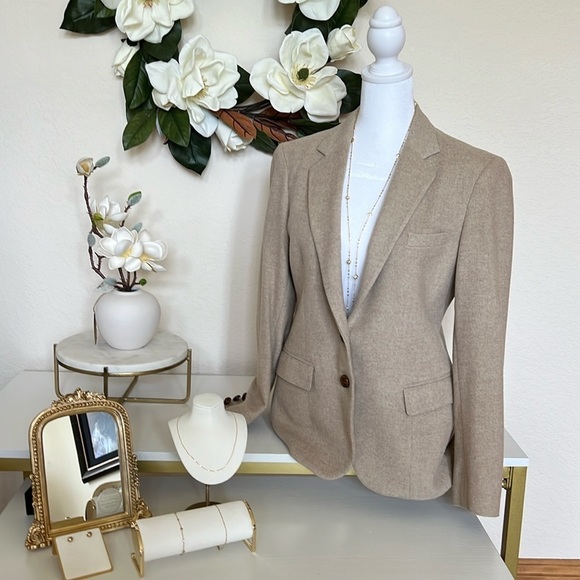 Vintage Jackets & Blazers - EUC Vintage Blazer Cashmere & Wool Tan